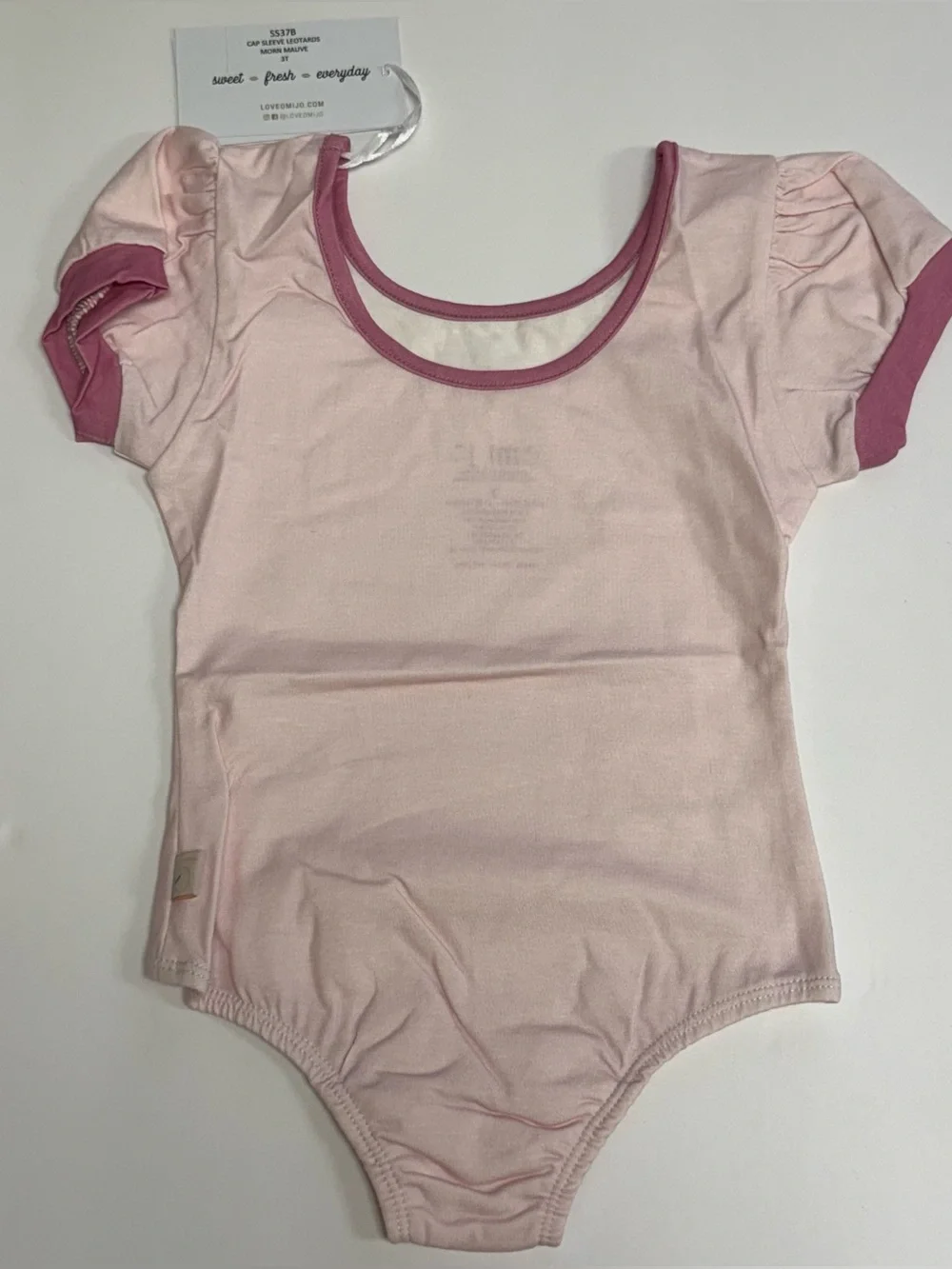 Omi Jo Mauve Morn Leotard Light Pink Dark Trim Cap Short Sleeve Girls 3T WDW NWT